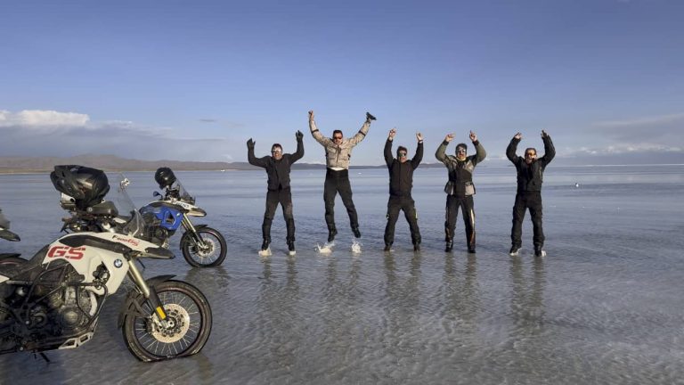 Chile, bolivia, argentina patagonia moto rent, viaje con nosotros